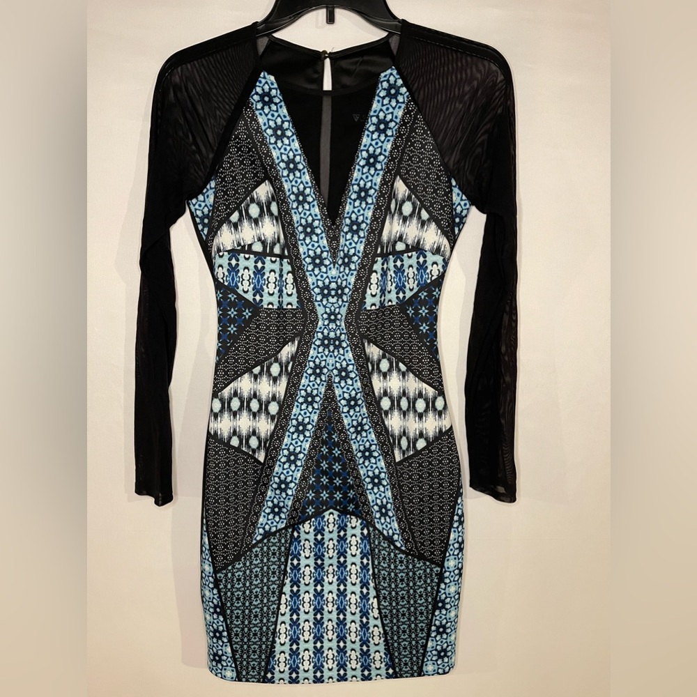 Guess Women’s Size 2 Dress, polyester with Mesh sleeves